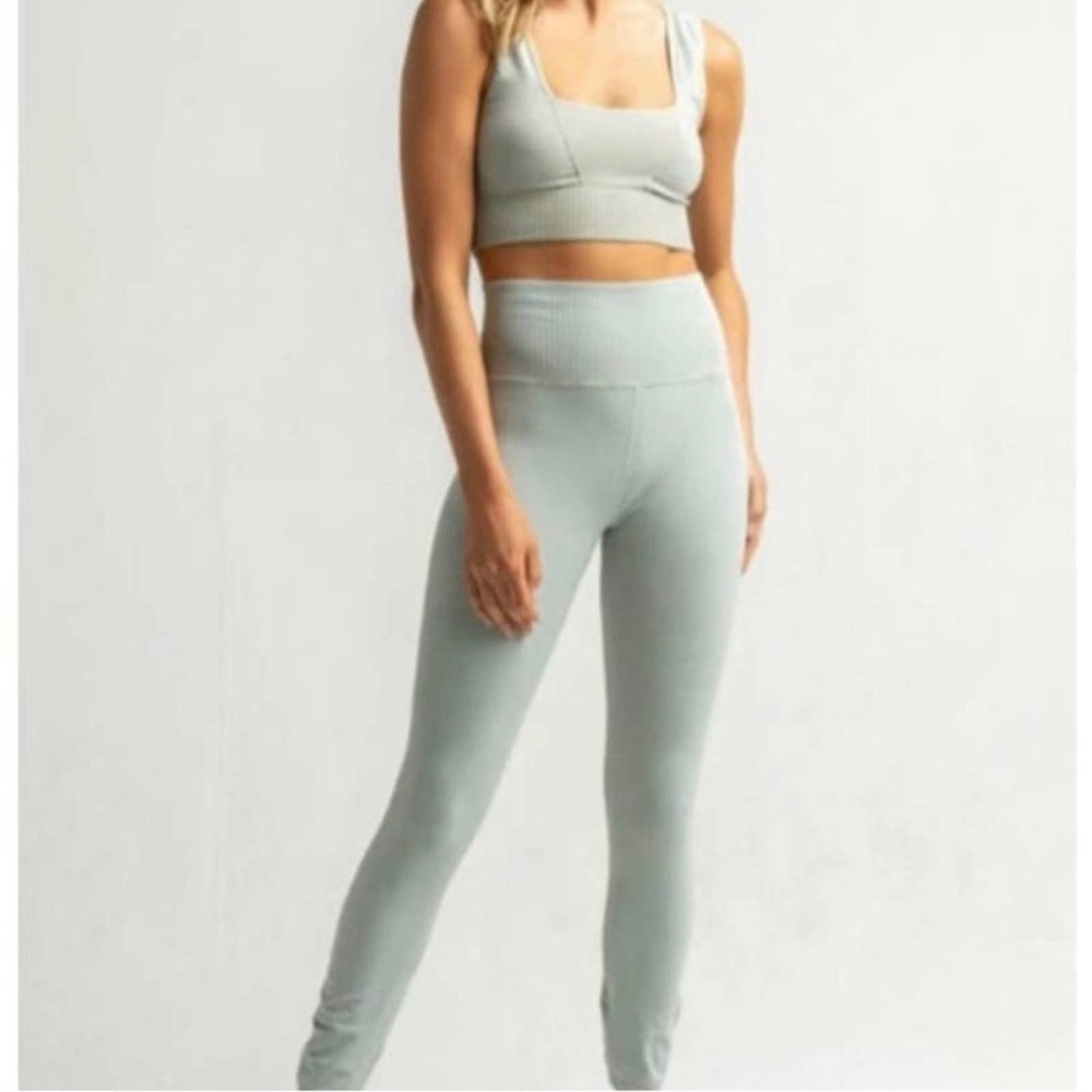 FREE PEOPLE Good Karma Legging | Sea Glass | Size M/L NWT - Picture 4 of 5